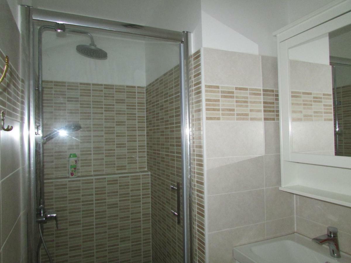 Apartment Karmen Umago Esterno foto