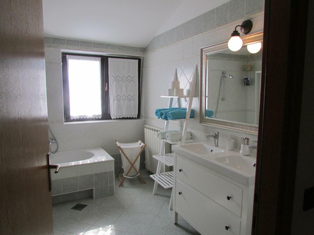 Apartment Karmen Umago Esterno foto